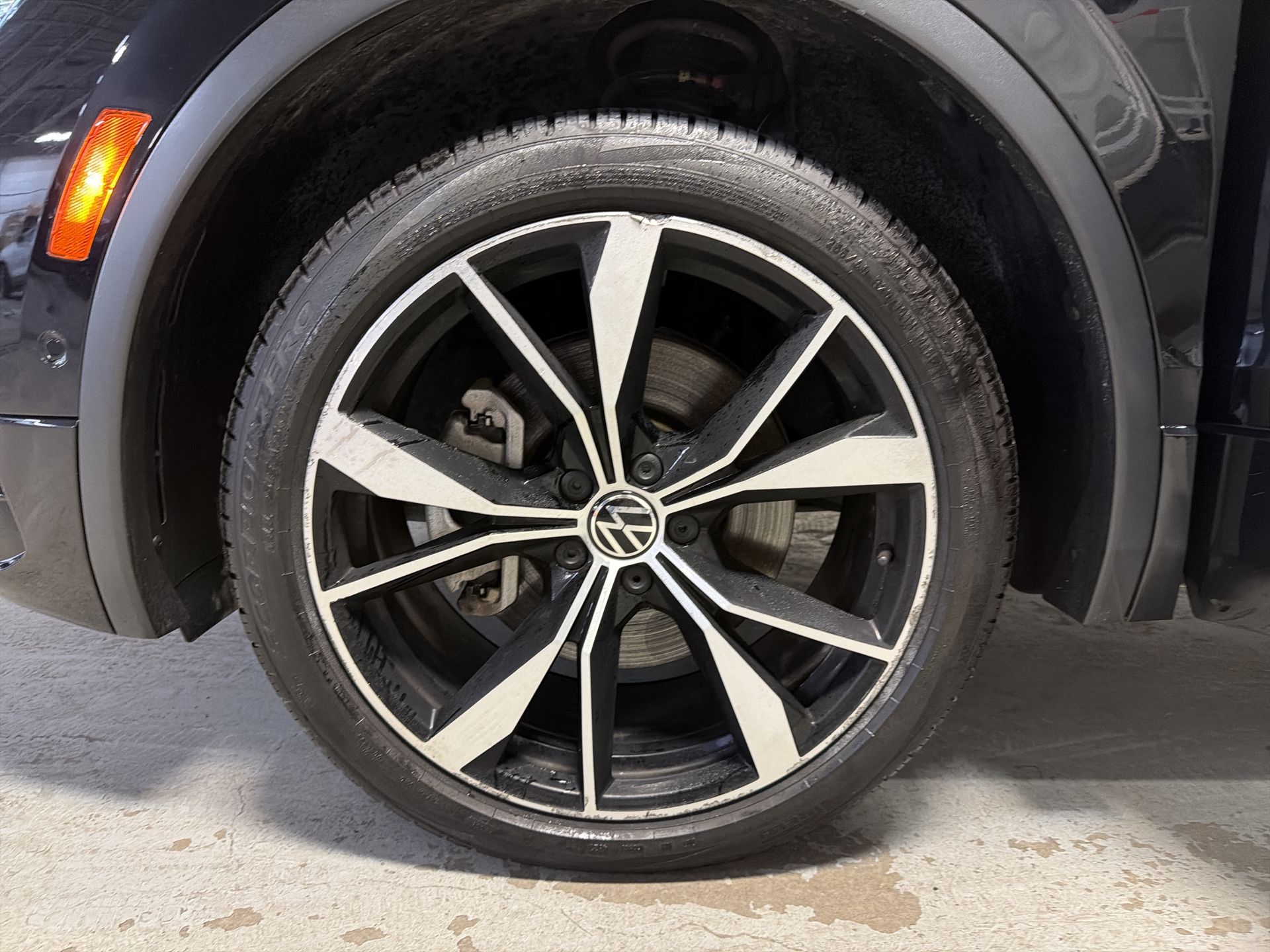 2022 Volkswagen Tiguan SEL R-Line