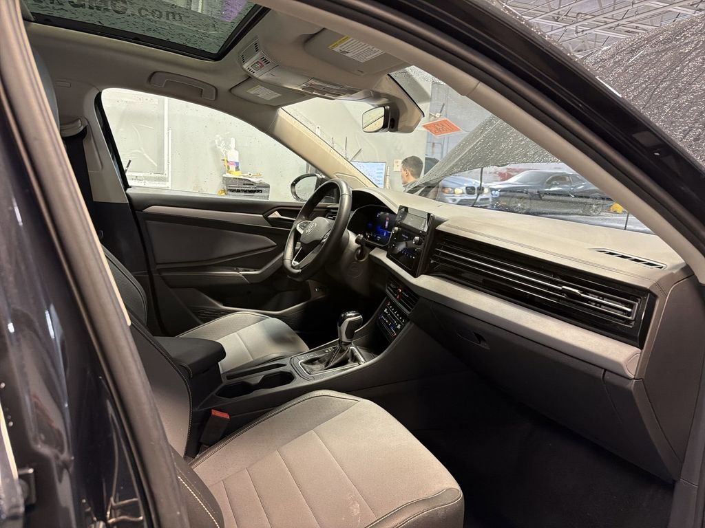 2025 Volkswagen Jetta SE