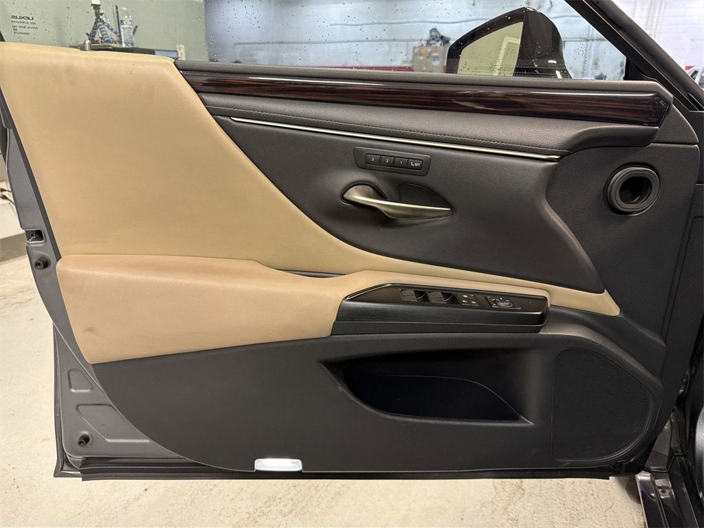 2019 Lexus ES 350 Ultra Luxury