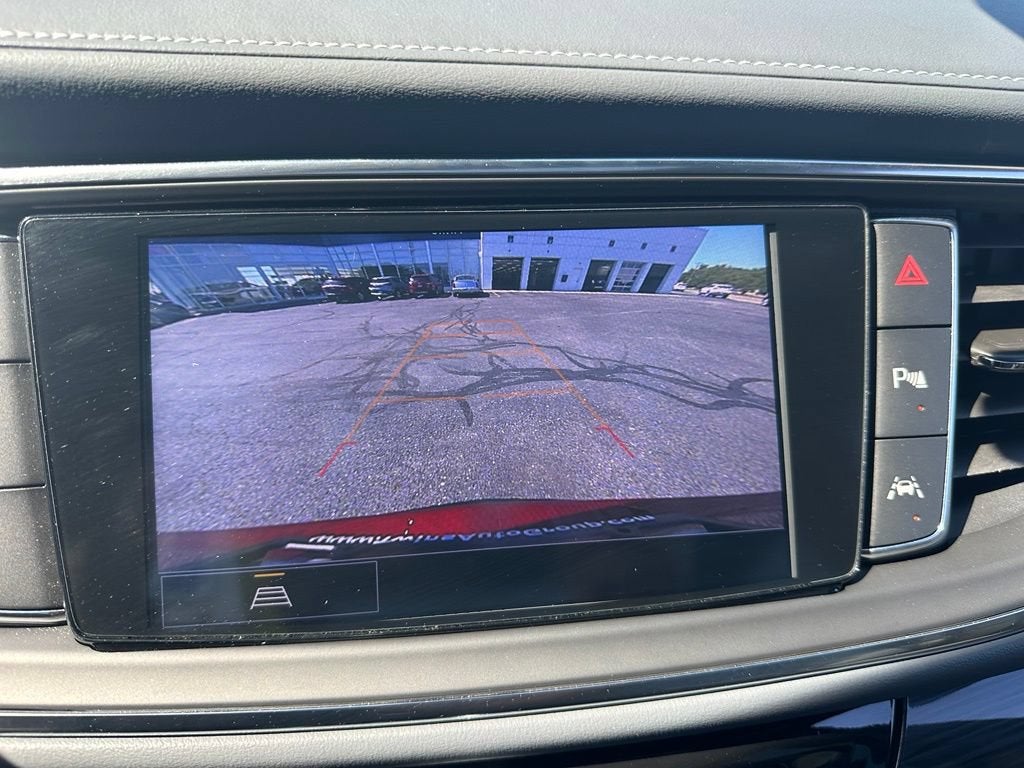 2024 Buick Enclave Essence