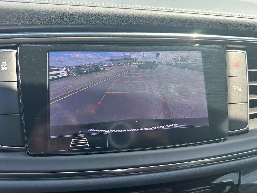 2021 Buick Enclave Essence