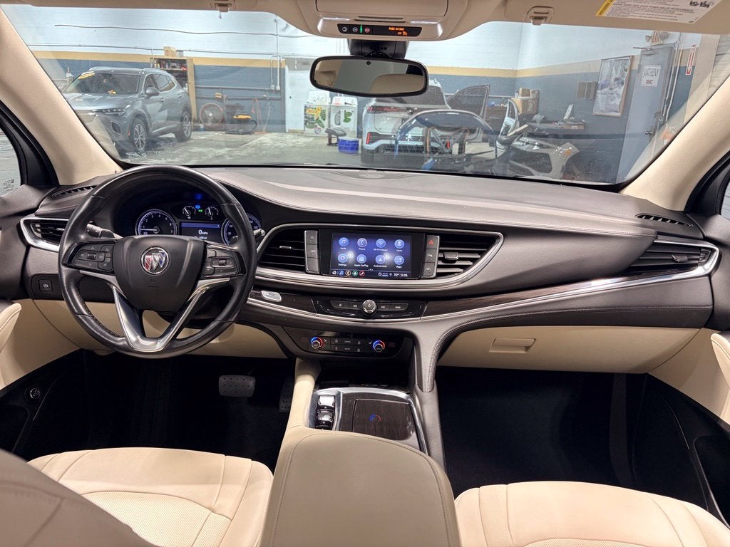 2024 Buick Enclave Essence
