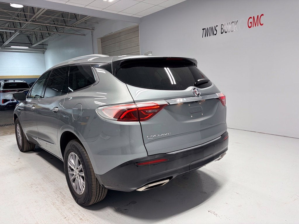 2024 Buick Enclave Essence