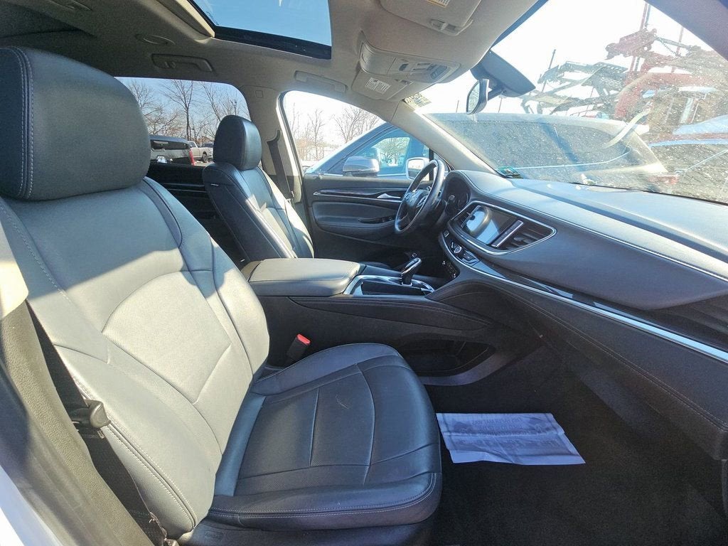 2020 Buick Enclave Essence