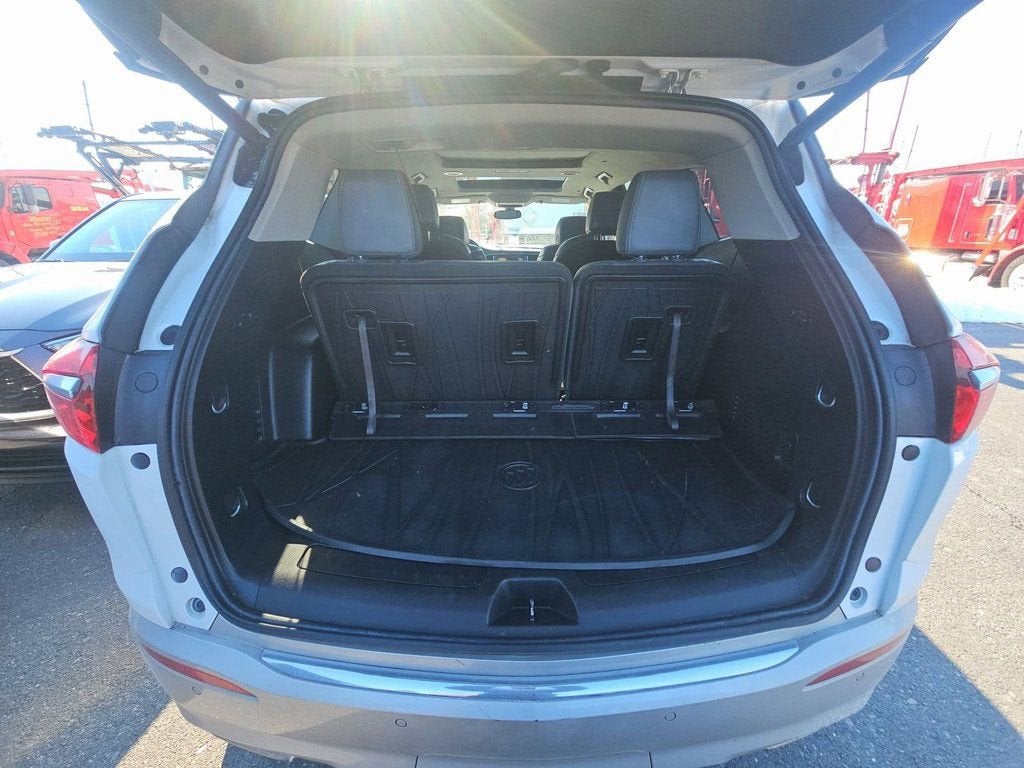 2020 Buick Enclave Essence