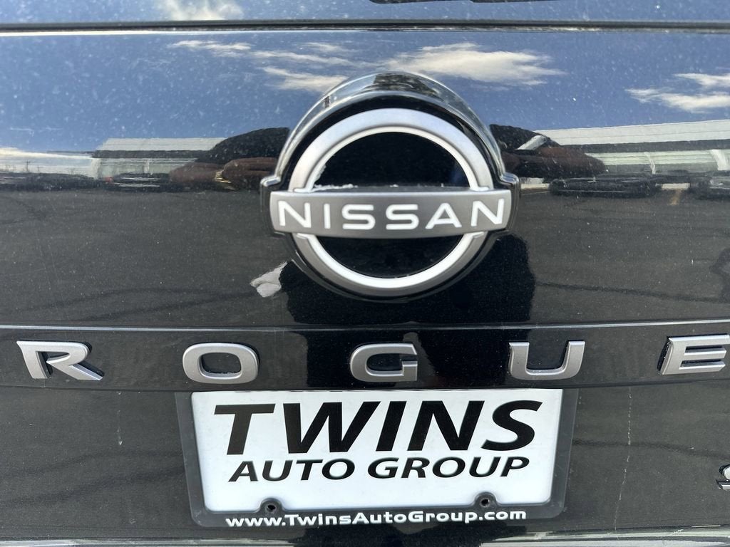2024 Nissan Rogue SL