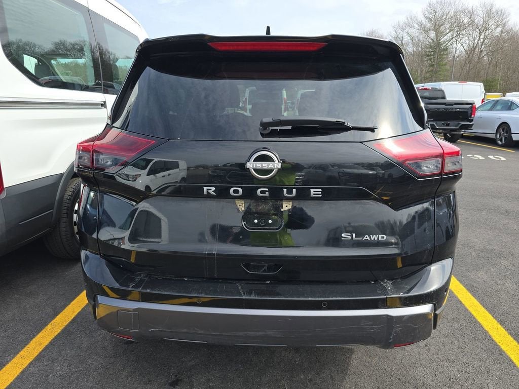 2024 Nissan Rogue SL