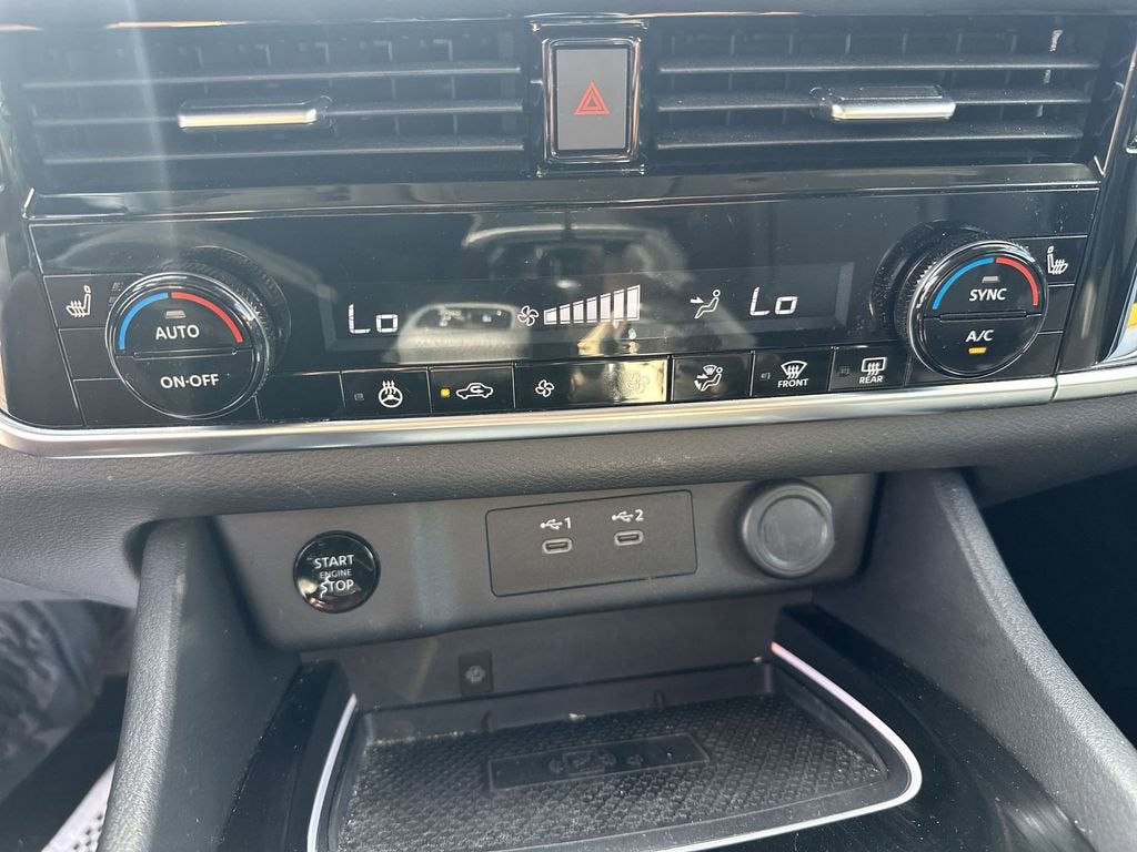 2024 Nissan Rogue SL