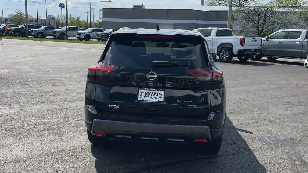 2024 Nissan Rogue SL