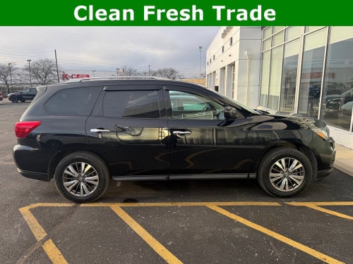 2018 Nissan Pathfinder SV