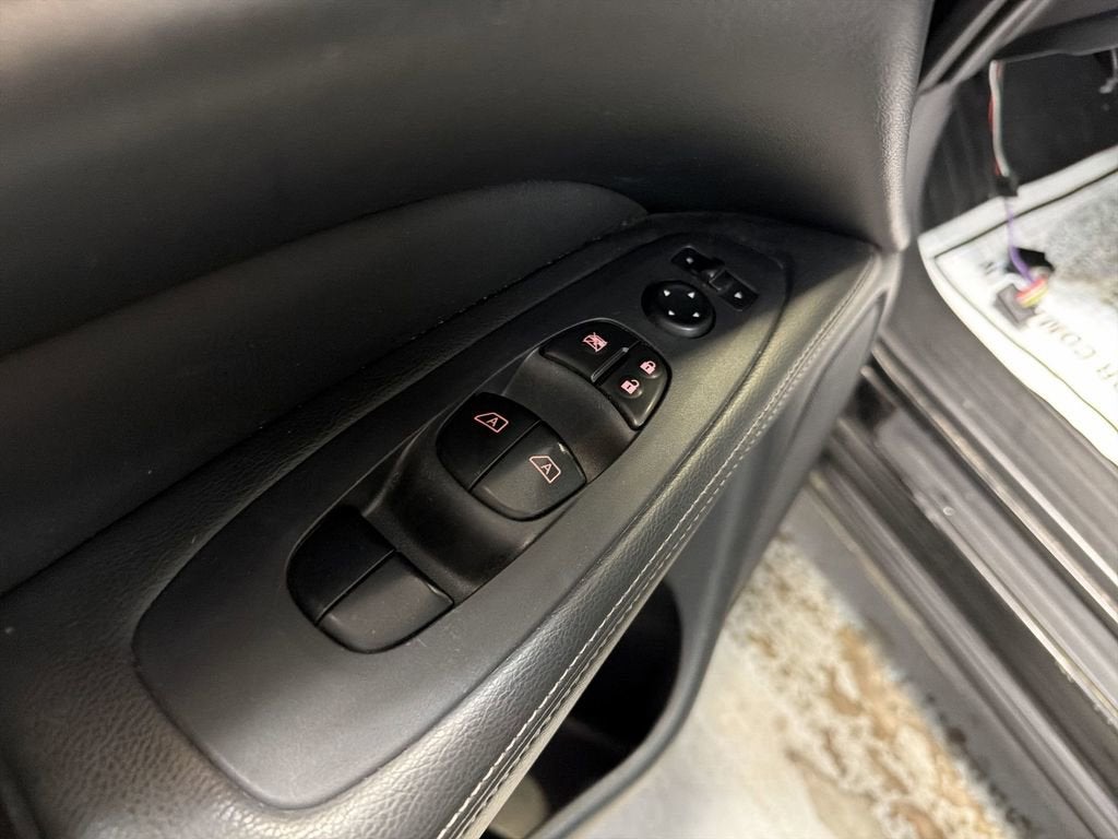 2018 Nissan Pathfinder SV