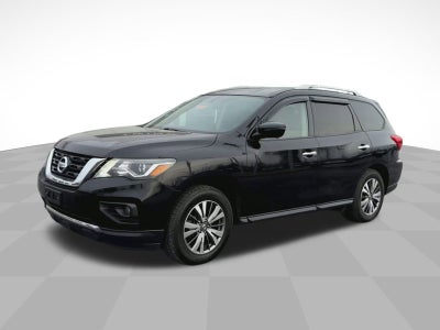 2018 Nissan Pathfinder SV