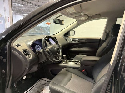 2018 Nissan Pathfinder SV