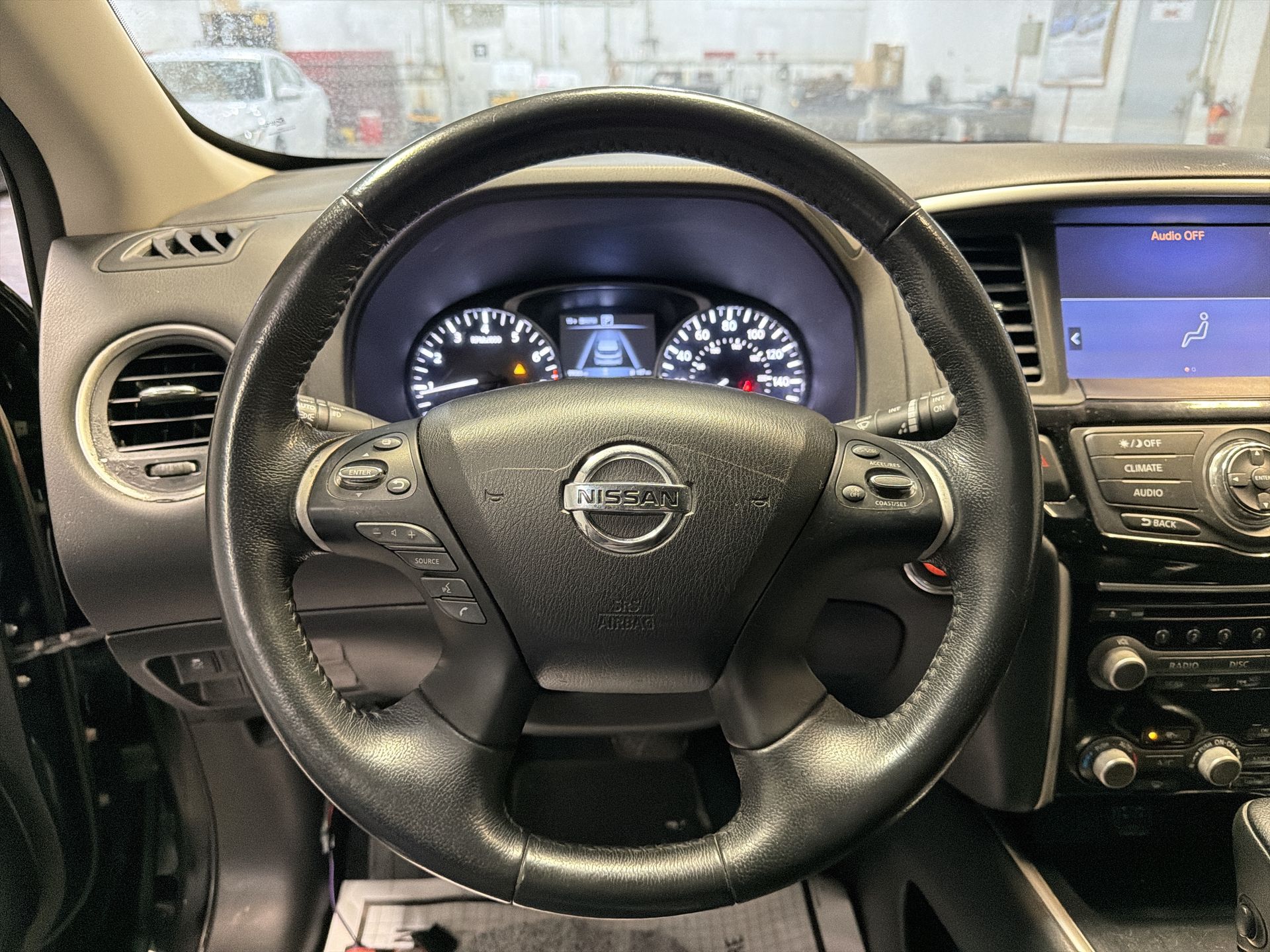 2018 Nissan Pathfinder SV