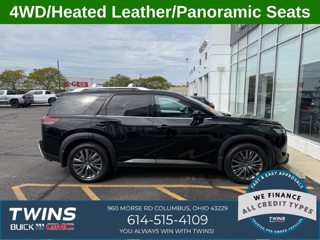 2023 Nissan Pathfinder SL 4WD