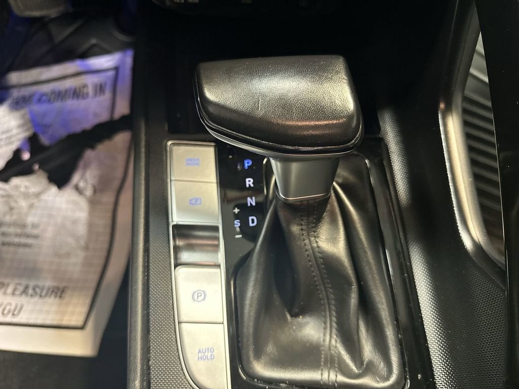 2022 Hyundai Elantra Limited