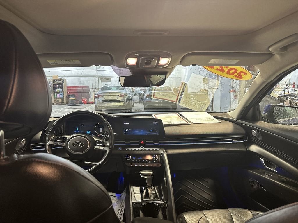 2022 Hyundai Elantra Limited