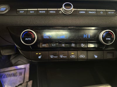 2022 Hyundai Elantra Limited