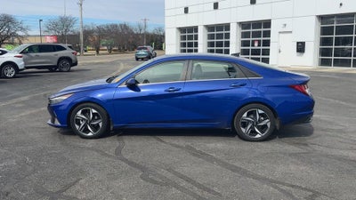 2022 Hyundai Elantra Limited