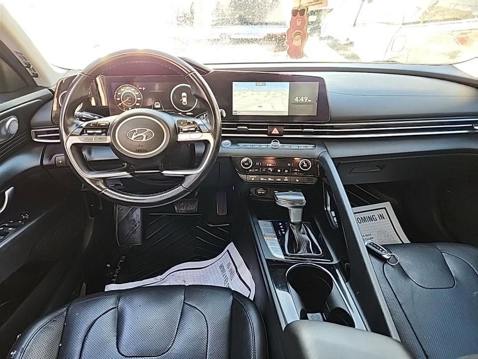 2022 Hyundai Elantra Limited