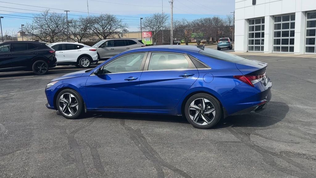 2022 Hyundai Elantra Limited