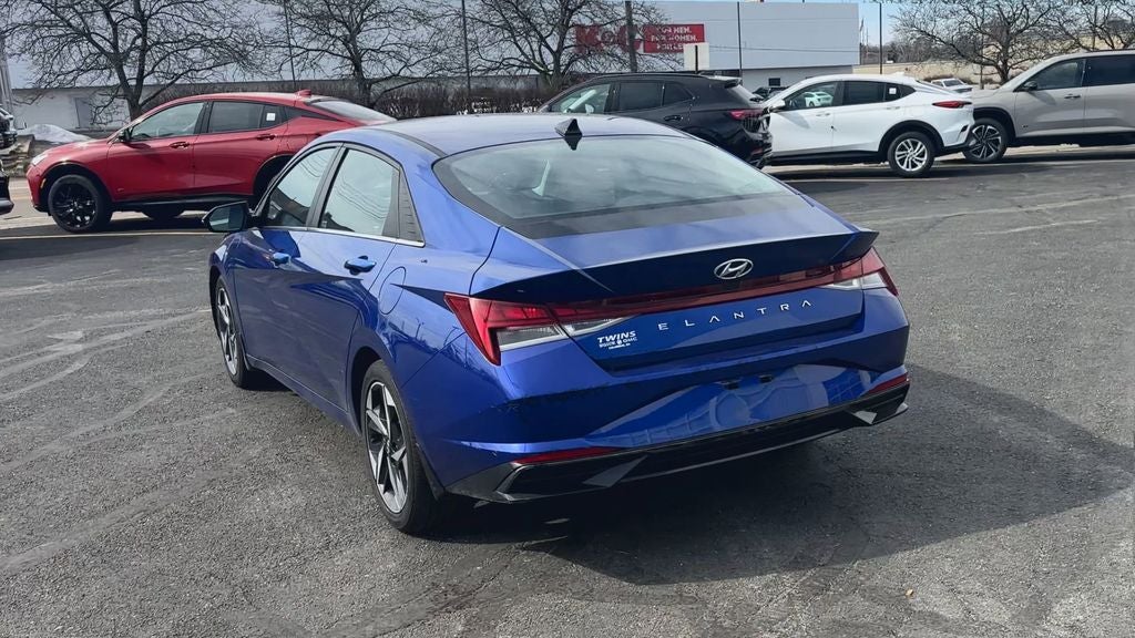 2022 Hyundai Elantra Limited