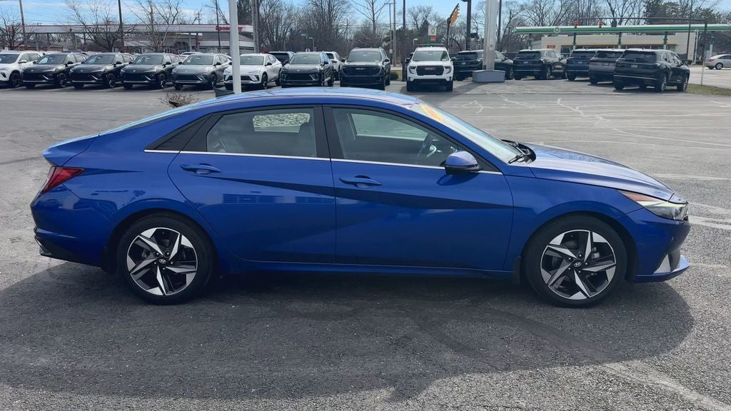 2022 Hyundai Elantra Limited
