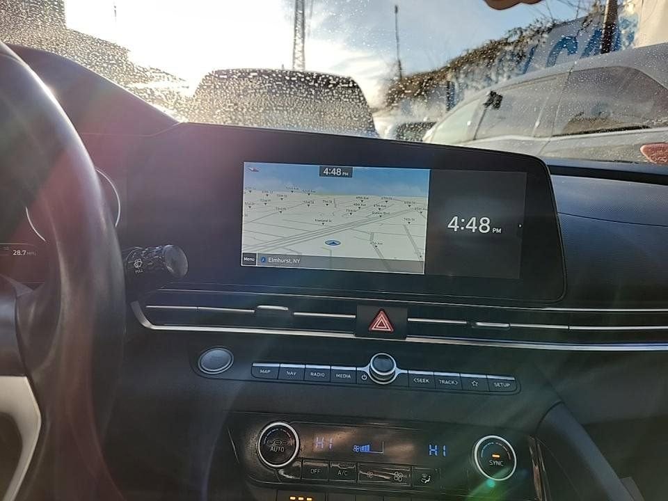 2022 Hyundai Elantra Limited