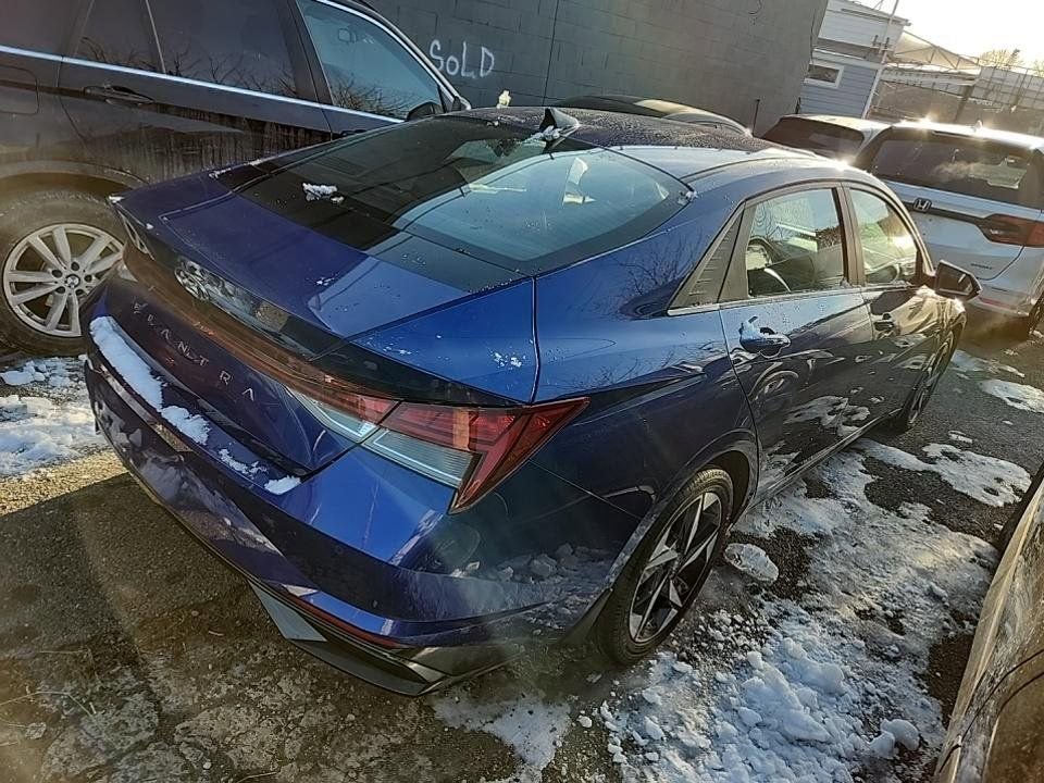 2022 Hyundai Elantra Limited