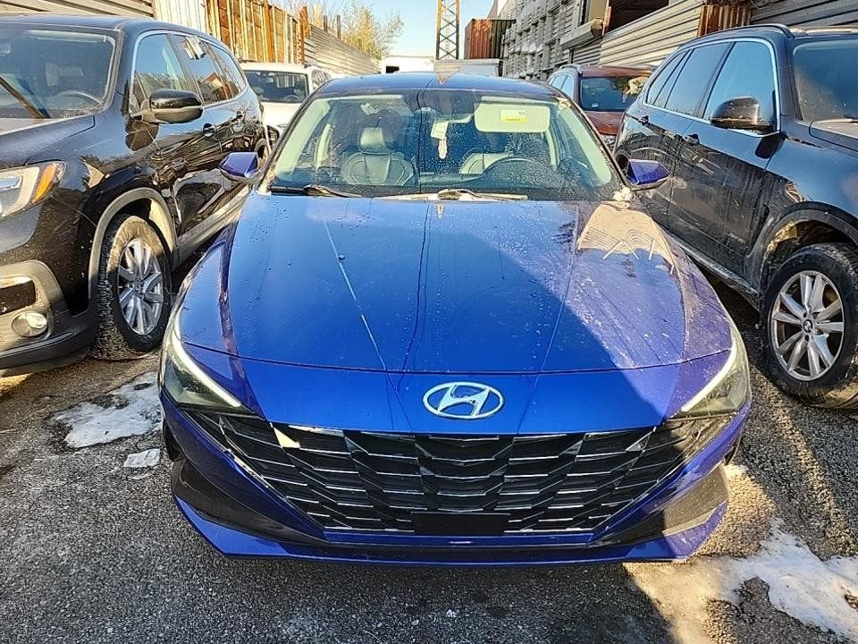 2022 Hyundai Elantra Limited
