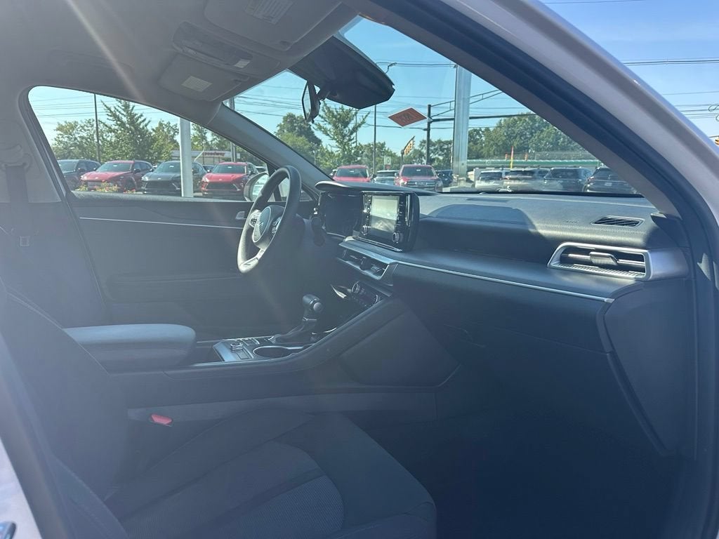 2023 Kia K5 LXS