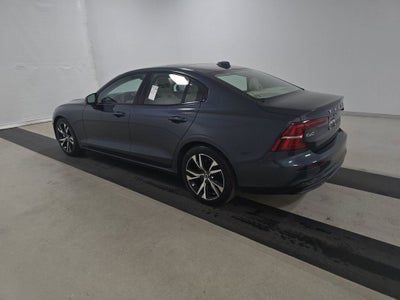 2023 Volvo S60 Core Dark Theme