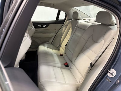 2023 Volvo S60 Core Dark Theme