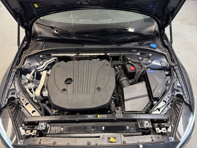 2023 Volvo S60 Core Dark Theme