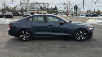 2023 Volvo S60 Core Dark Theme