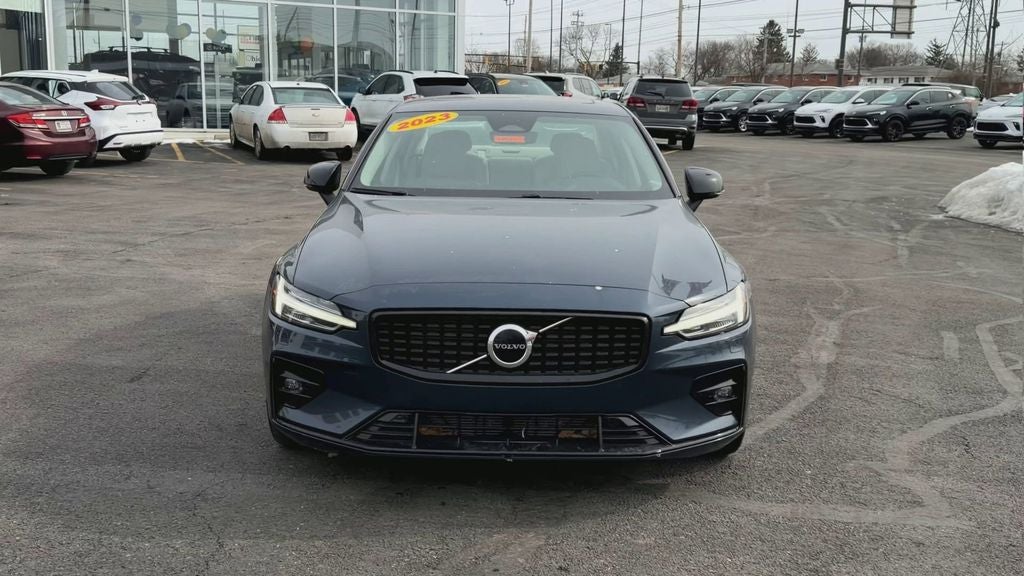 2023 Volvo S60 Core Dark Theme