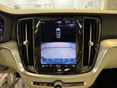 2023 Volvo S60 Core Dark Theme