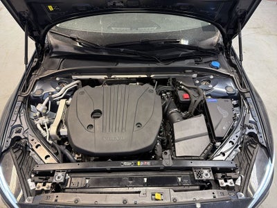 2023 Volvo S60 Core Dark Theme
