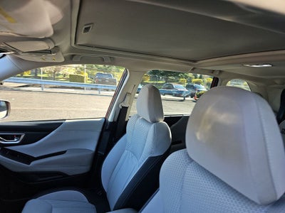 2023 Subaru Forester Premium CVT