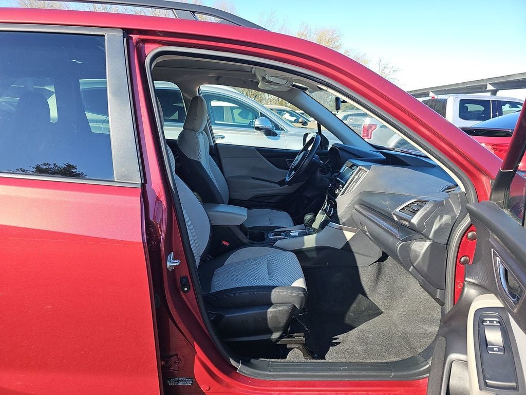 2023 Subaru Forester Premium CVT