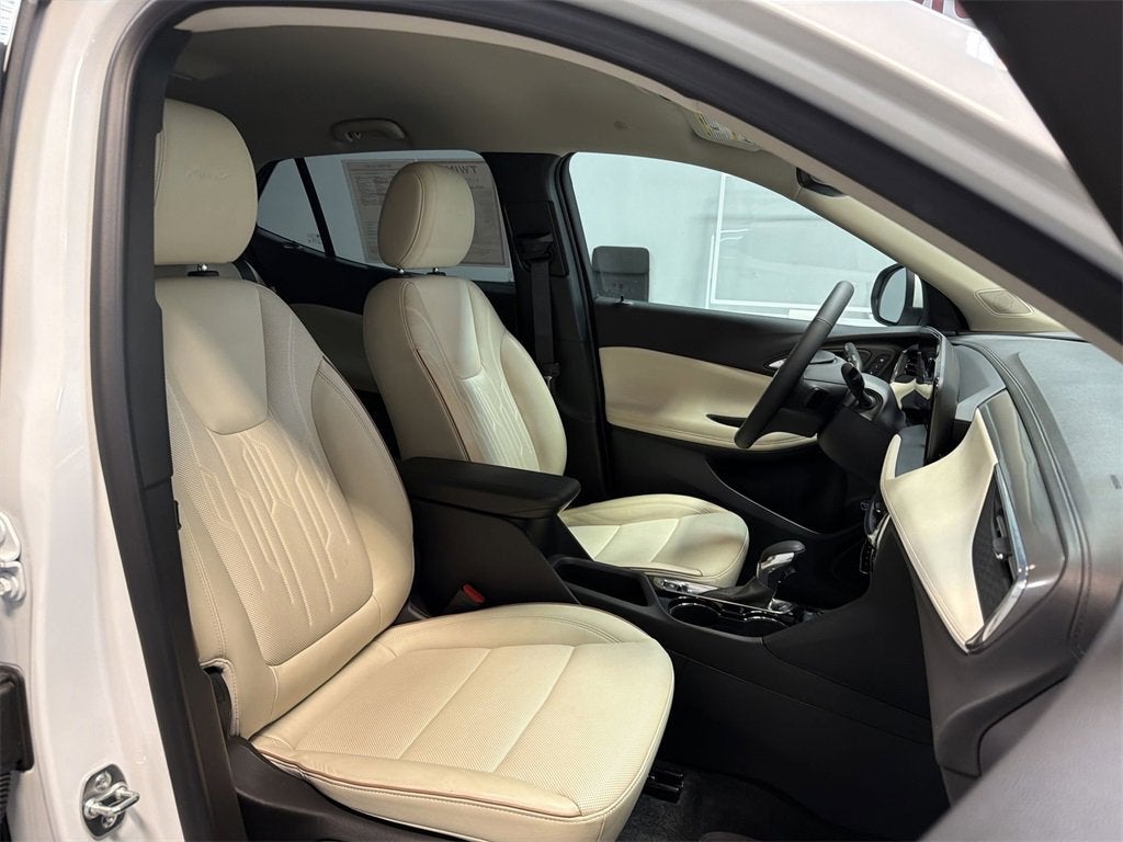 2025 Buick Encore GX Avenir