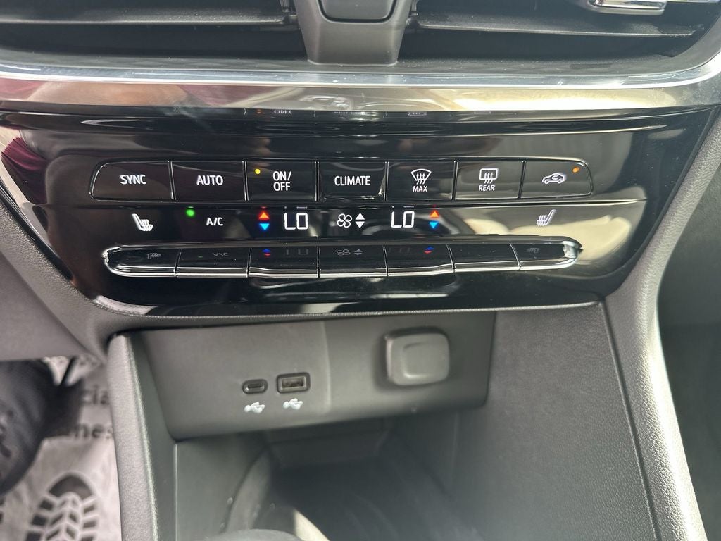 2024 Buick Encore GX Avenir