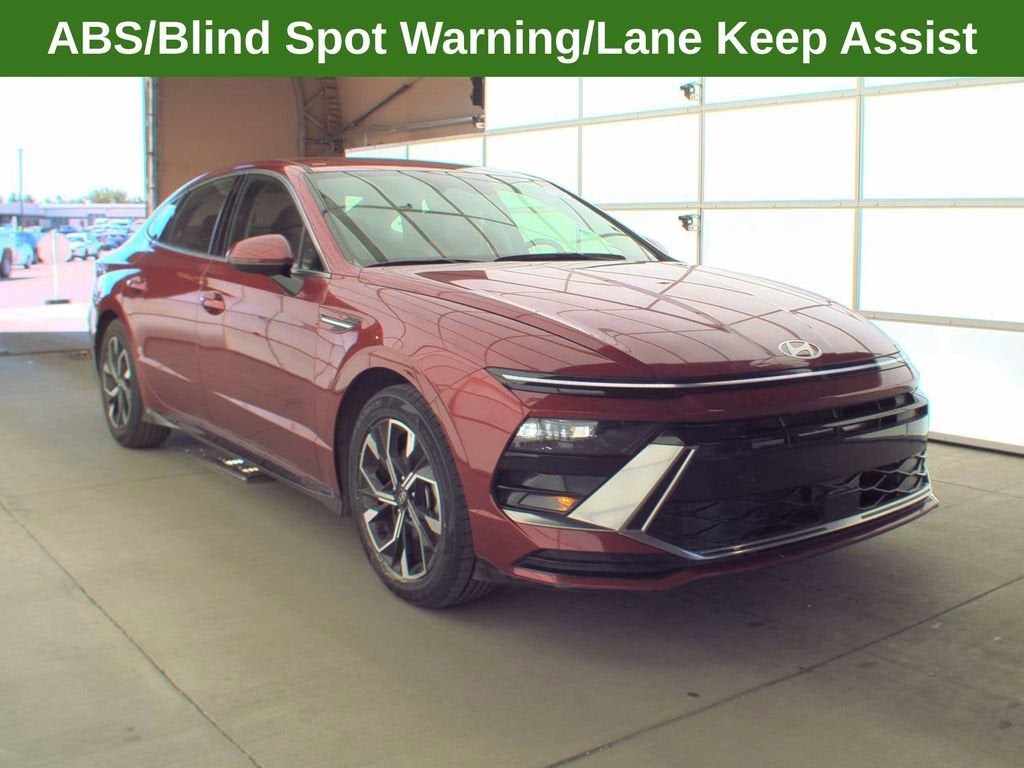 2025 Hyundai Sonata SEL's photo