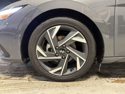 2024 Hyundai Elantra Limited