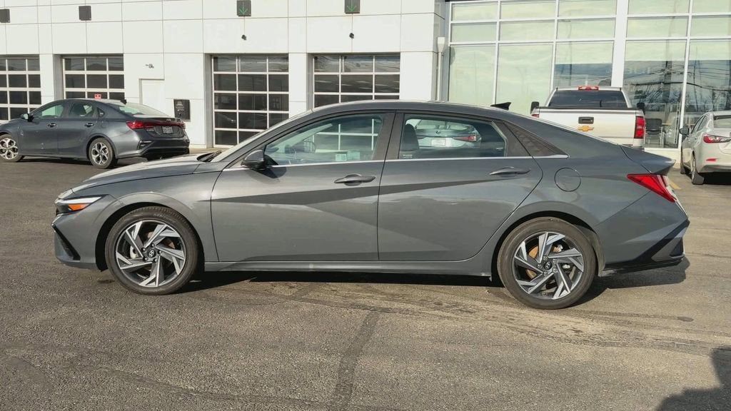 2024 Hyundai Elantra Limited