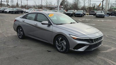 2025 Hyundai Elantra Limited