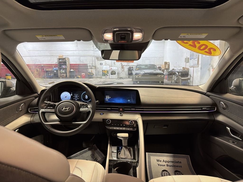 2025 Hyundai Elantra Limited