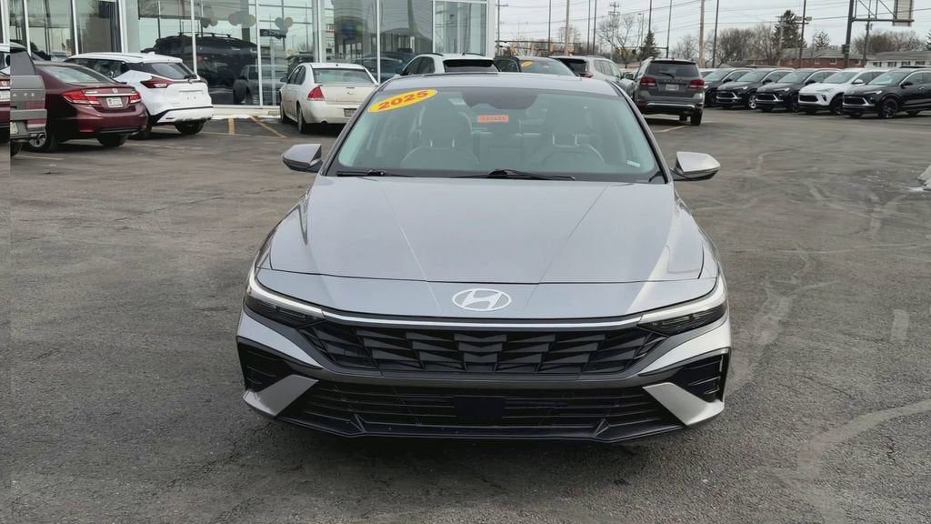 2025 Hyundai Elantra Limited