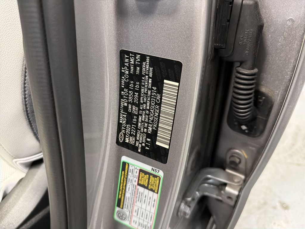 2025 Hyundai Elantra Limited