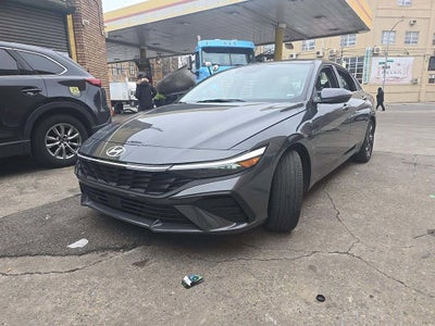 2025 Hyundai Elantra Limited